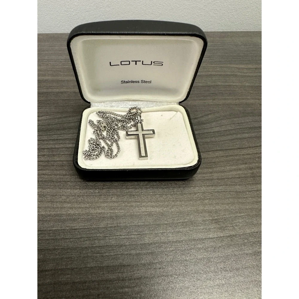 Lotus Mens Stainless Steel Cross Pendant Necklace Silver Tone Curb Chain Boxed